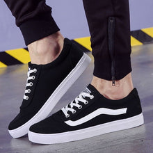 Load image into Gallery viewer, Classic Sneakers Men Fashion Style Student Casual Shoes Men High Quality Comfortable Canvas Walking Shoes Zapatos De Hombre