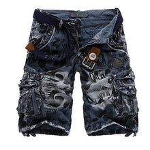 Load image into Gallery viewer, New 2017 Men&#39;s Casual Camouflage Shorts Men Loose Cargo Shorts Men Large Size 29-38 Multi-pocket Military Short homme